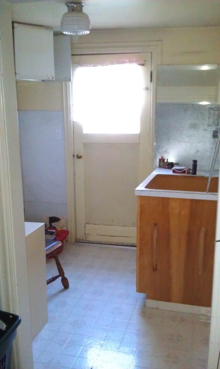 Almost empty kitchen