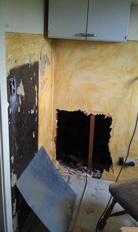 7-4-2013 (6) upstairs kitchen access hatch