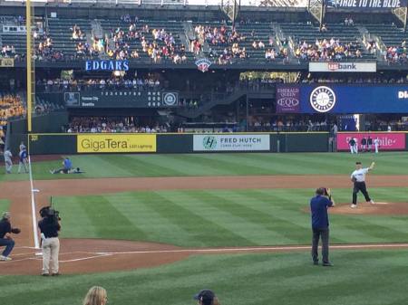 Dick pitching to Ken