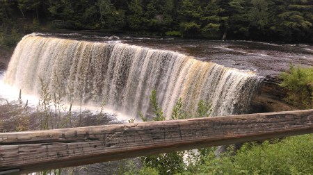 Upper Tahquamenon Falls
