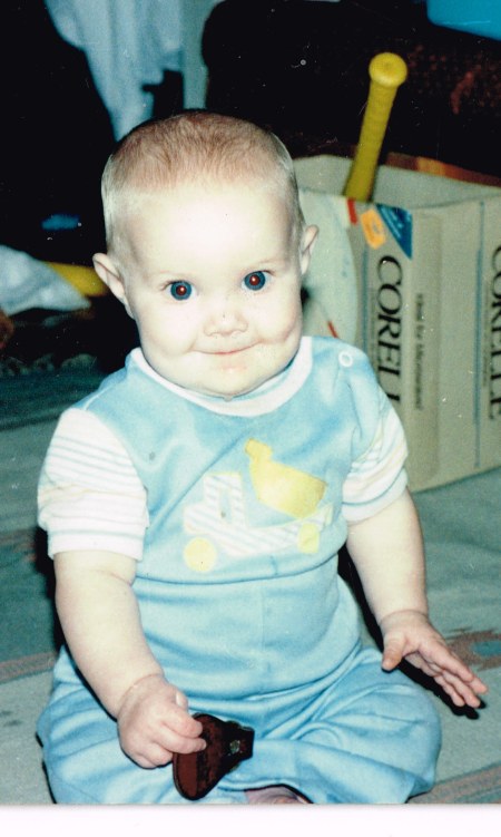 Ashlan big eyes little